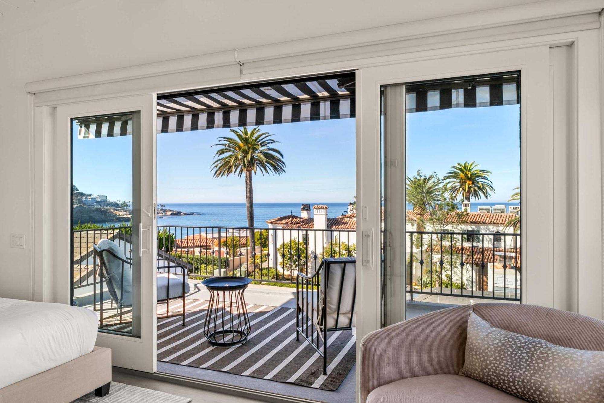 Pacific Perfection - Ocean Views Jacuzzi Walk To And Dining Holiday home